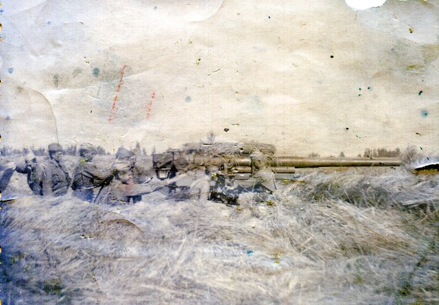 85 -мм орудие под ком.Панфилова А.М.jpg